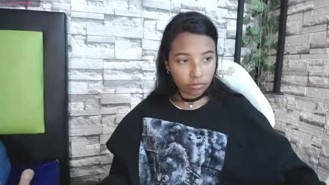  ARIETTA  online show from February 22, 2025, 6:41 pm