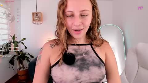 Snapshot of arii_1010_ chatting on July 15, 2026, 7:30 pm Ari online show from July 15, 2026, 7:30 pm