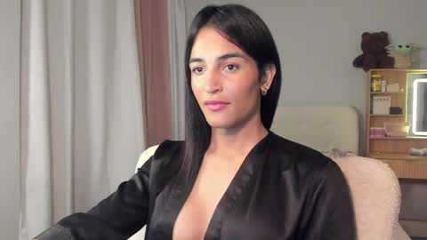 Snapshot of ariia1_ chatting on April 25, 2026, 3:42 am Aria online show from April 25, 2026, 3:42 am