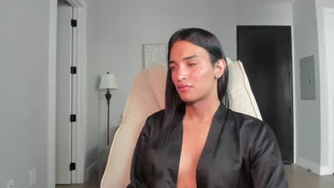 Snapshot of ariia1_ chatting on July 24, 2026, 7:01 pm Aria online show from July 24, 2026, 7:01 pm