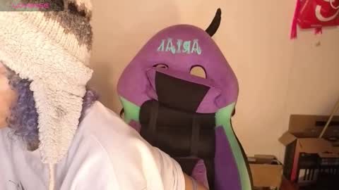 Arin online show from February 10, 2026, 2:04 am