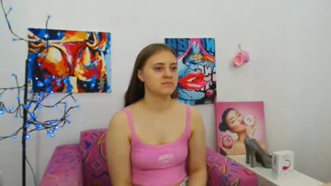 Snapshot of arinabelle chatting on June 5, 2026, 3:40 pm arinabelle online show from June 5, 2026, 3:40 pm