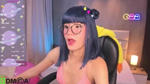 Snapshot of arinextdoor chatting on September 9, 2025, 11:15 pm Ari online show from September 9, 2025, 11:15 pm