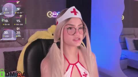 Snapshot of arinextdoor chatting on November 11, 2025, 1:27 am Ari online show from November 11, 2025, 1:27 am