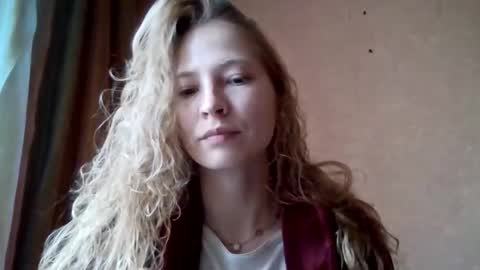 arionette online show from April 2, 2026, 11:08 am