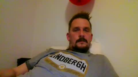ariparikrigsmann online show from February 9, 2025, 7:52 pm