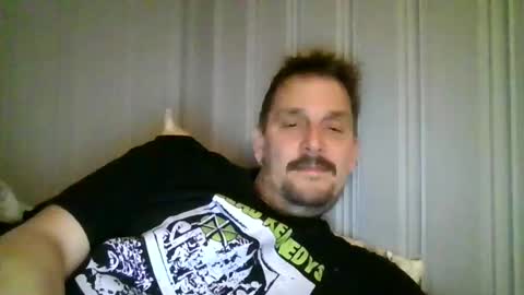 ariparikrigsmann online show from December 22, 2025, 9:34 pm