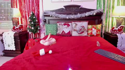 Ari  online show from December 5, 2024, 4:01 pm