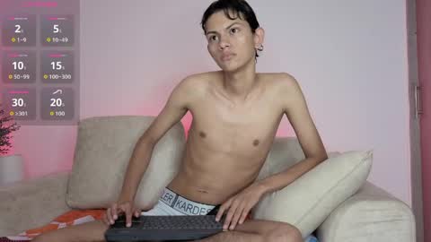 Snapshot of arito__ chatting on May 25, 2026, 8:04 pm ANDRES Independent model online show from May 25, 2026, 8:04 pm