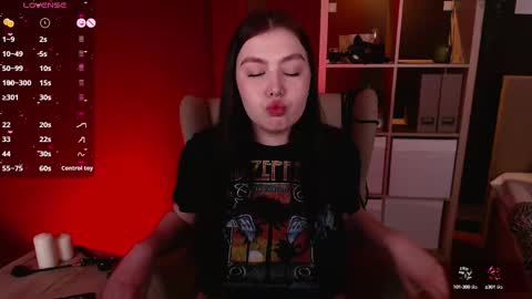 Astrid online show from March 7, 2025, 12:26 am