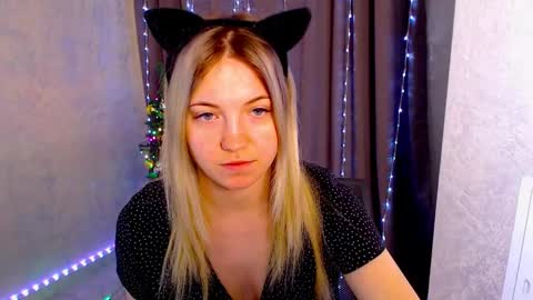 Arlana online show from December 23, 2025, 3:26 am