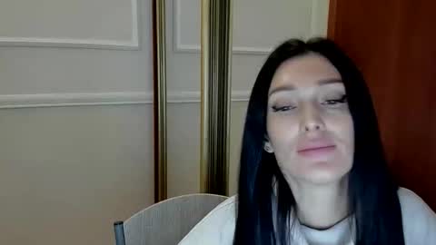 armanigirl online show from December 5, 2025, 2:14 pm