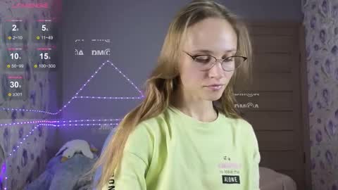 armurra online show from September 25, 2025, 4:43 pm