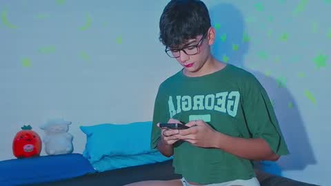 Arnold online show from December 3, 2024, 12:02 am