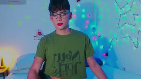 Arnold online show from December 29, 2024, 8:37 pm