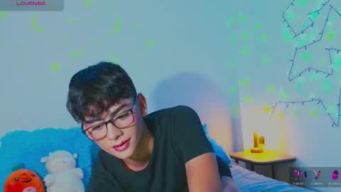 Arnold online show from January 6, 2025, 10:37 pm