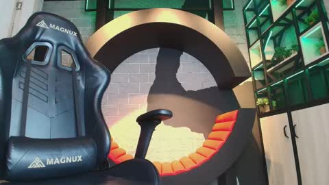 Arohom Lester online show from October 30, 2025, 11:00 am