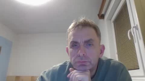 aromannn online show from February 5, 2026, 10:47 pm