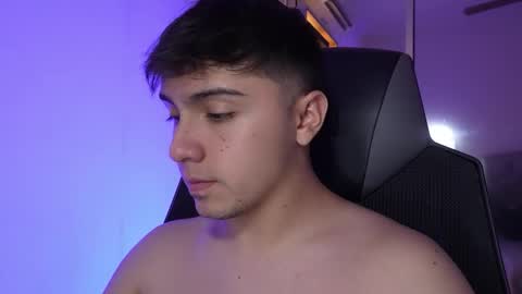 aron__cooper online show from October 24, 2025, 11:45 pm