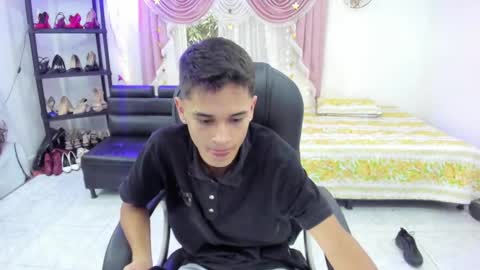 Aaron online show from September 13, 2025, 8:19 pm