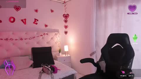 Aron cruz  online show from February 13, 2025, 2:09 pm