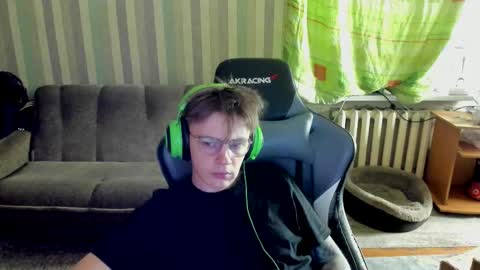 biggest penis  online show from October 6, 2025, 9:07 am