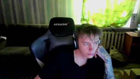 biggest penis  online show from October 9, 2025, 6:33 am