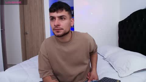 Aron Santoro online show from February 19, 2026, 5:09 pm