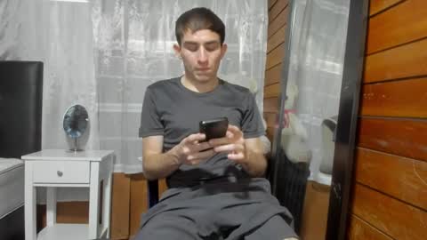 Aron G Franco online show from February 7, 2025, 8:42 pm