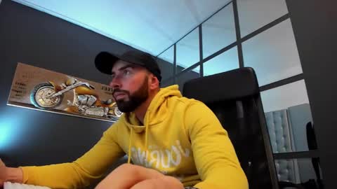 AronGrant online show from December 3, 2024, 11:55 am