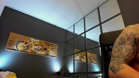 AronGrant online show from December 16, 2024, 8:20 am