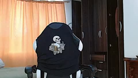 aronmiller online show from March 9, 2025, 8:42 pm