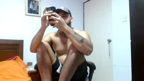 aronmiller online show from September 14, 2025, 2:27 pm