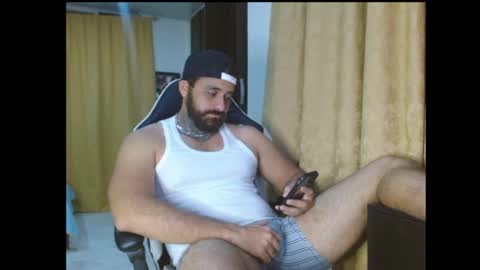 aronmiller online show from November 13, 2025, 11:58 pm