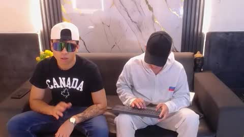 Aroon   online show from April 16, 2026, 4:13 am