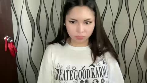 KATE MORE  online show from December 29, 2024, 4:59 am