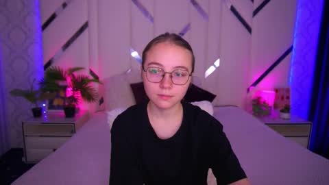 Snapshot of arrinawair chatting on October 23, 2025, 7:51 am arrinawair online show from October 23, 2025, 7:51 am