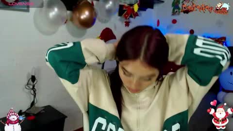 Snapshot of arseniy_025 chatting on December 19, 2024, 4:13 pm KIMBERLY online show from December 19, 2024, 4:13 pm