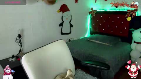 Snapshot of arseniy_025 chatting on December 23, 2024, 3:01 pm KIMBERLY online show from December 23, 2024, 3:01 pm