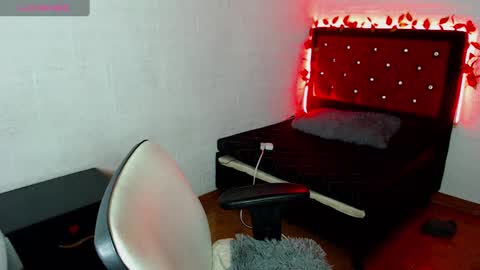 Snapshot of arseniy_025 chatting on January 27, 2025, 5:37 pm KIMBERLY online show from January 27, 2025, 5:37 pm