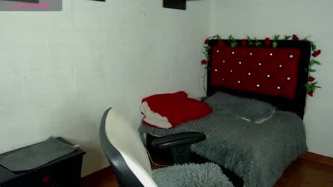 Snapshot of arseniy_025 chatting on February 3, 2025, 2:24 pm KIMBERLY online show from February 3, 2025, 2:24 pm