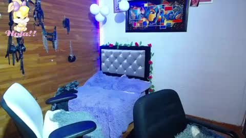 Snapshot of arseniy_025 chatting on February 5, 2025, 7:10 pm KIMBERLY online show from February 5, 2025, 7:10 pm