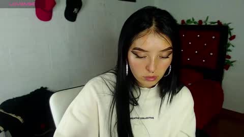 Snapshot of arseniy_025 chatting on February 10, 2025, 5:52 pm KIMBERLY online show from February 10, 2025, 5:52 pm