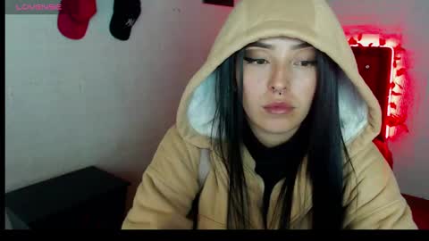 Snapshot of arseniy_025 chatting on February 25, 2025, 1:50 pm KIMBERLY online show from February 25, 2025, 1:50 pm
