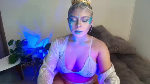 Fernanda online show from December 28, 2024, 7:01 pm