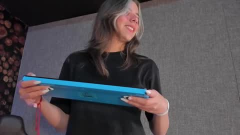 artemisablake online show from February 27, 2025, 4:10 pm