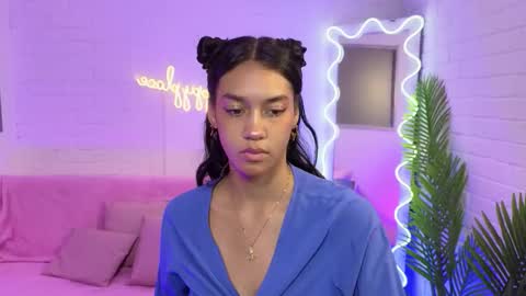 artemiss_tay online show from September 9, 2025, 7:13 pm