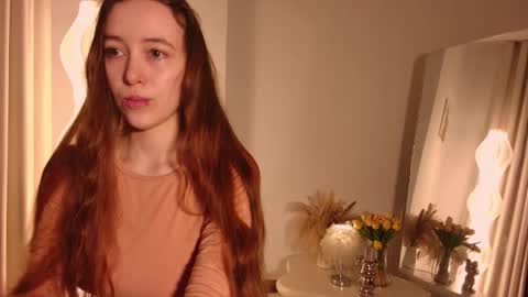 Lina online show from February 15, 2026, 6:43 am