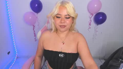 Val online show from September 25, 2025, 1:53 am