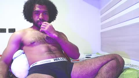 arthur_jamess online show from December 19, 2024, 10:53 pm